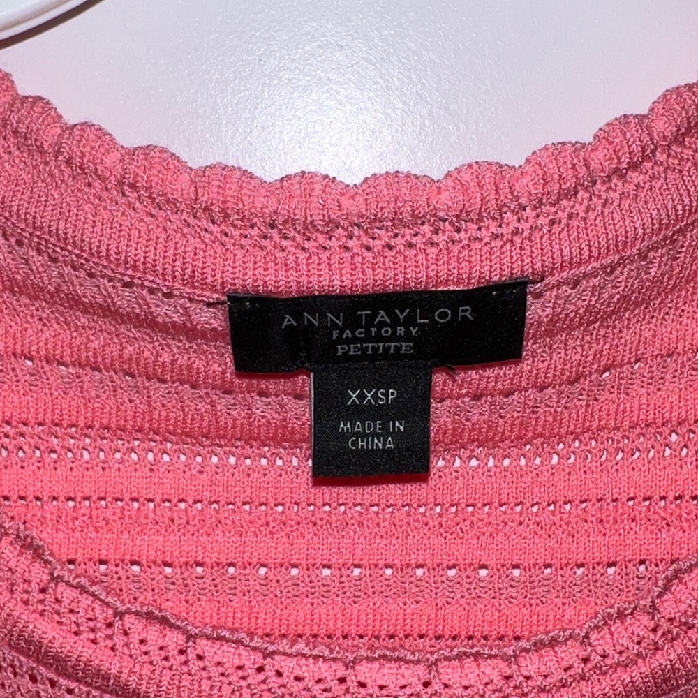 Pink Crop Top - Picture 3 of 3